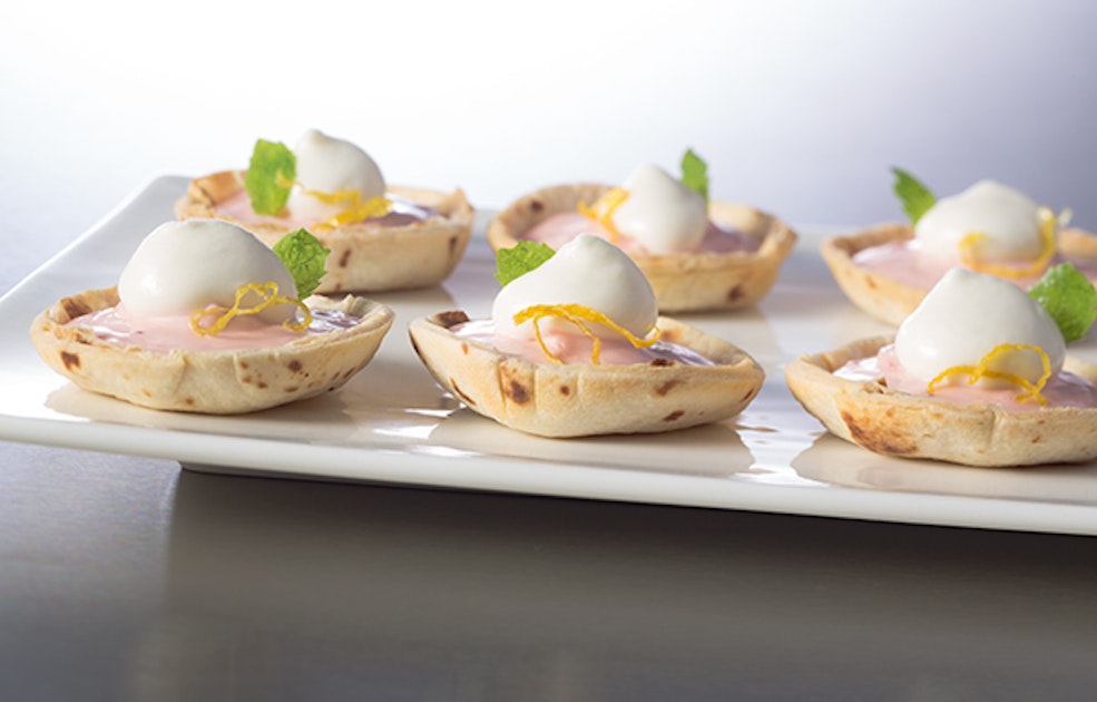 Strawberry Lemon Cheesecake with White Chocolate Mousse - Mission Foodservice