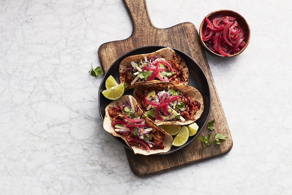 Pulled Jackfruit Bourbon BBQ Soft Tacos - Mission Foodservice